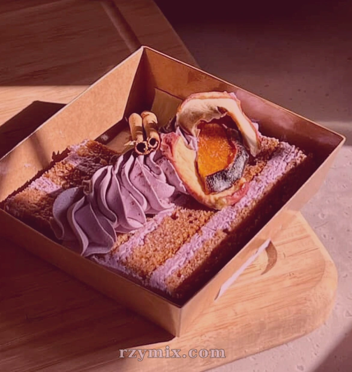 apple spiced cake decorated with ube buttercream (vg)