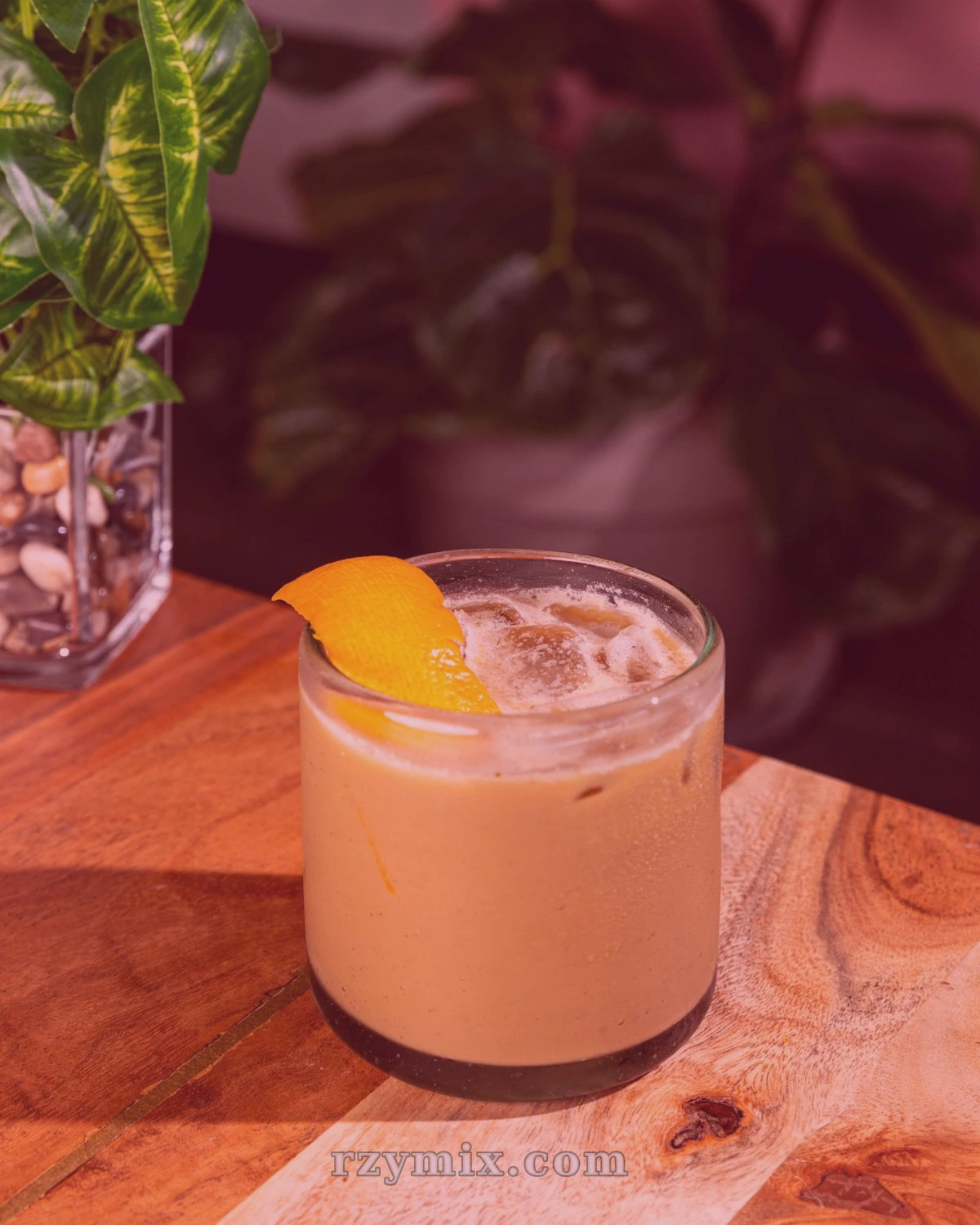 finn- orange vanilla bean latte